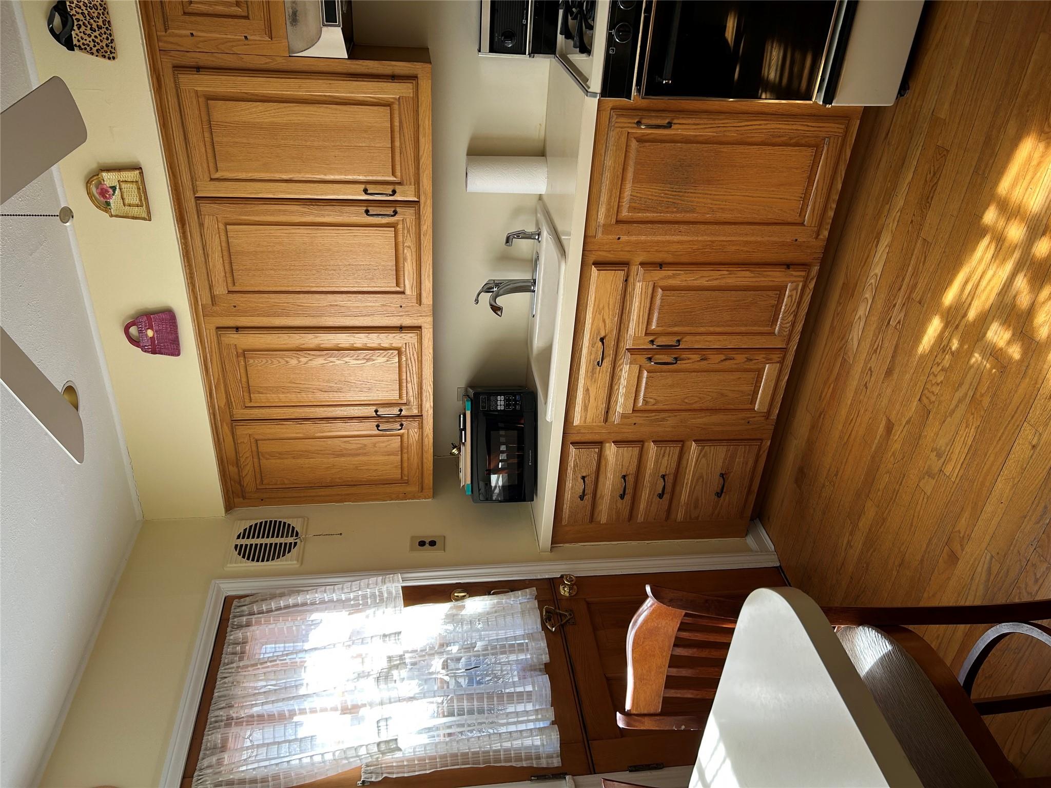 2 Yorkshire Road, New Hyde Park, NY 11040