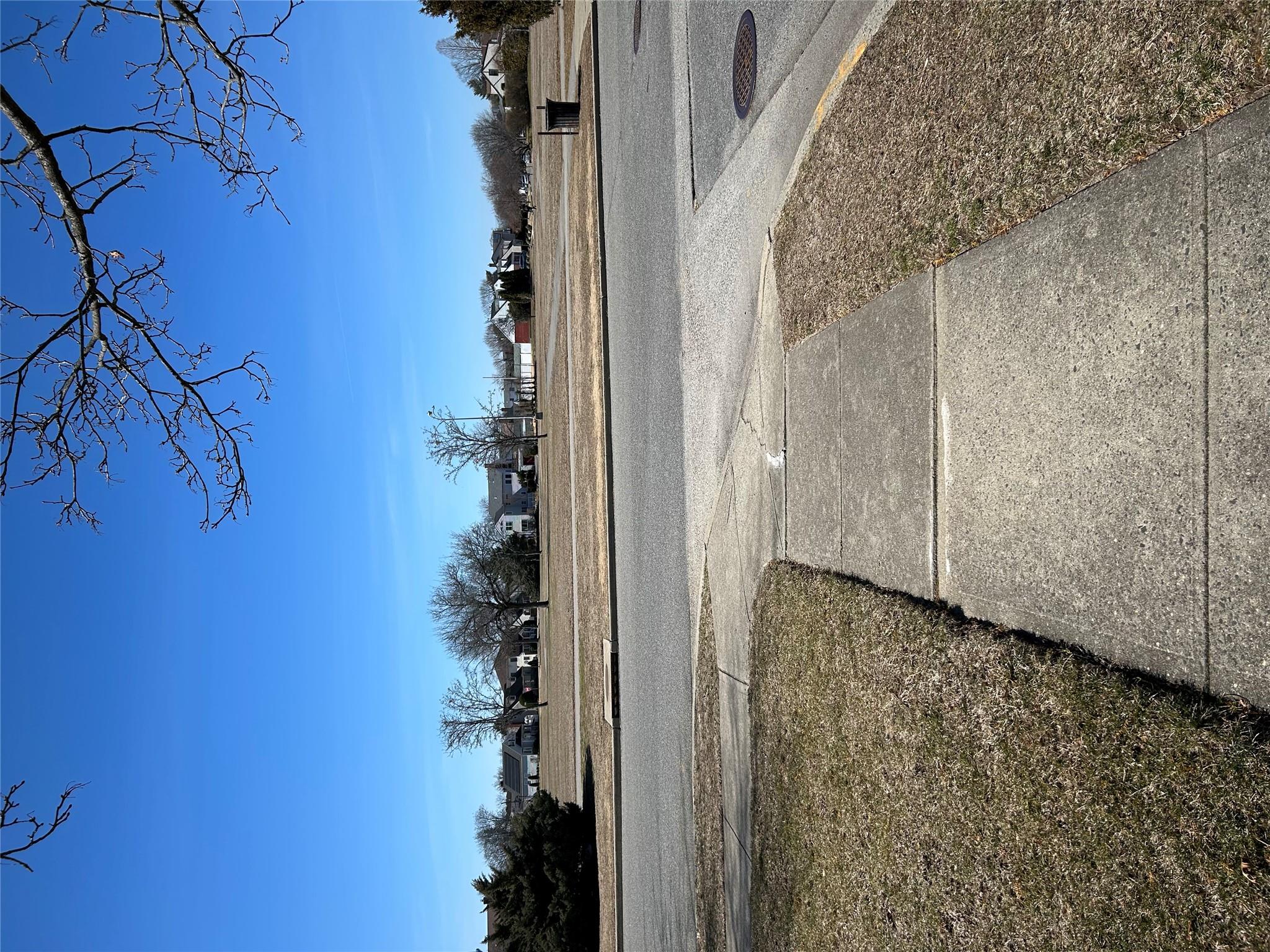 2 Yorkshire Road, New Hyde Park, NY 11040