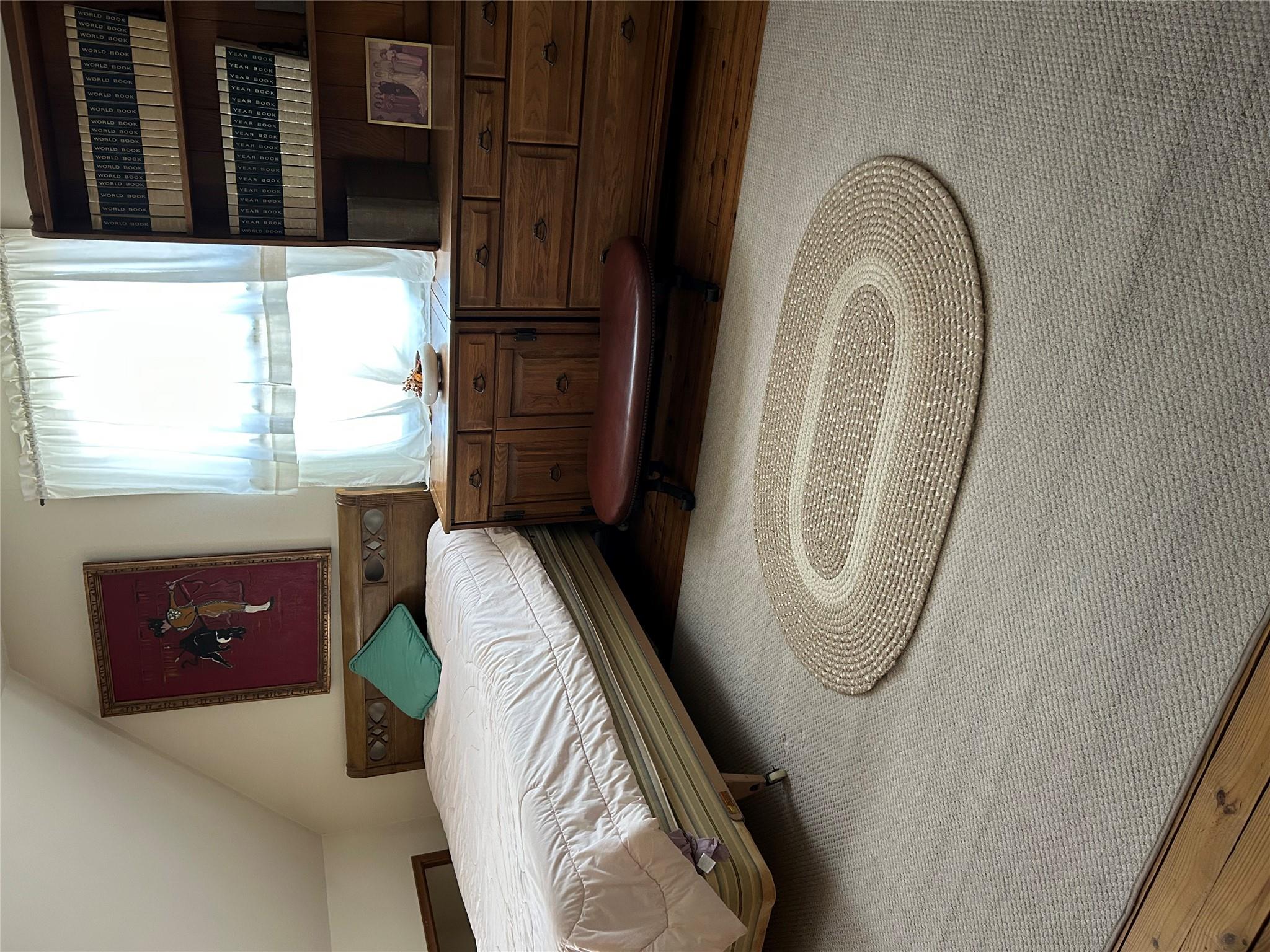 2 Yorkshire Road, New Hyde Park, NY 11040