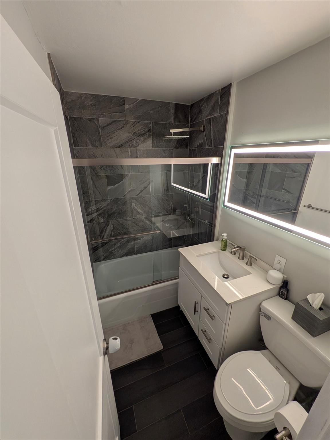 18-15 215th Street # 6 P, Bayside, NY 11360