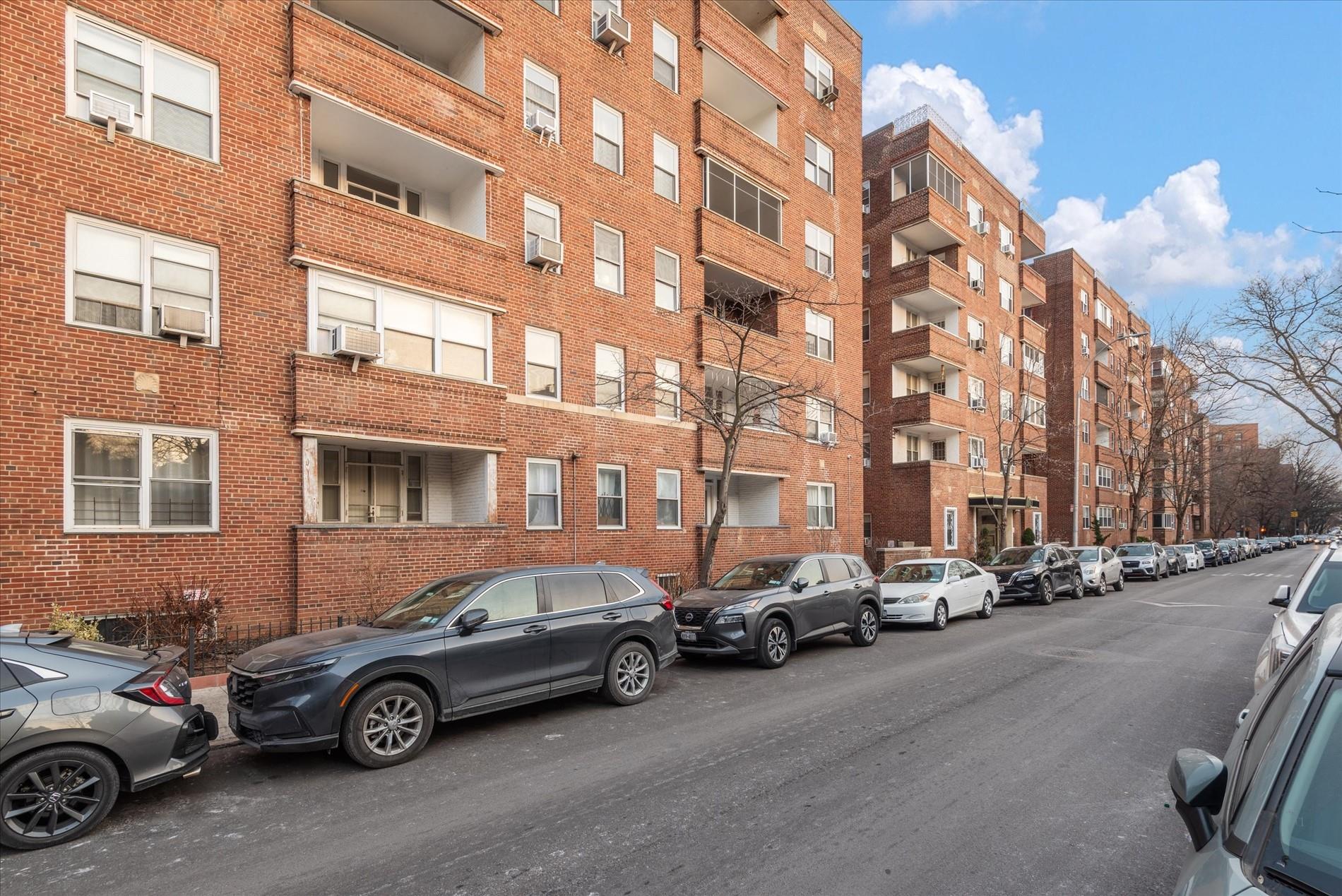 34-41 85th Street # 4D, Jackson Heights, NY 11372