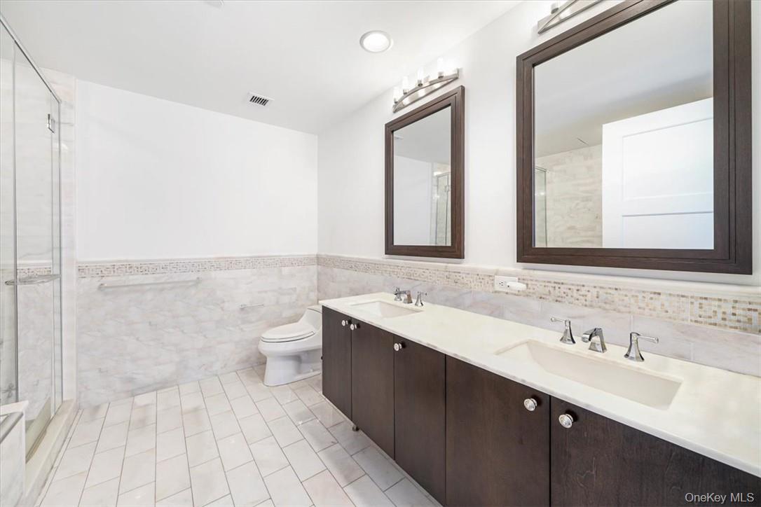 5 Renaissance Square # 26B, White Plains, NY 10601