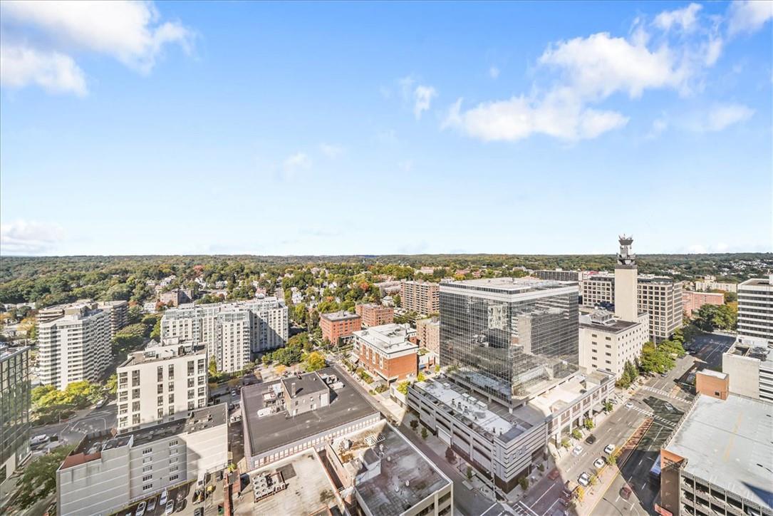 5 Renaissance Square # 26B, White Plains, NY 10601