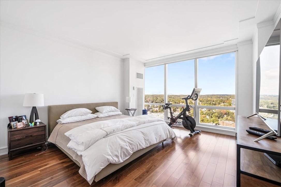 5 Renaissance Square # 26B, White Plains, NY 10601