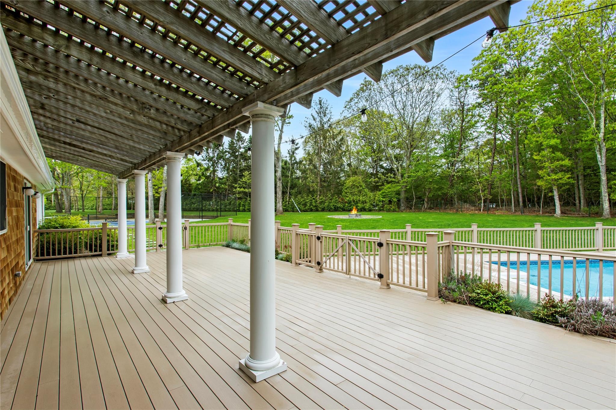 3 Arbutus Road, Quogue, NY 11959