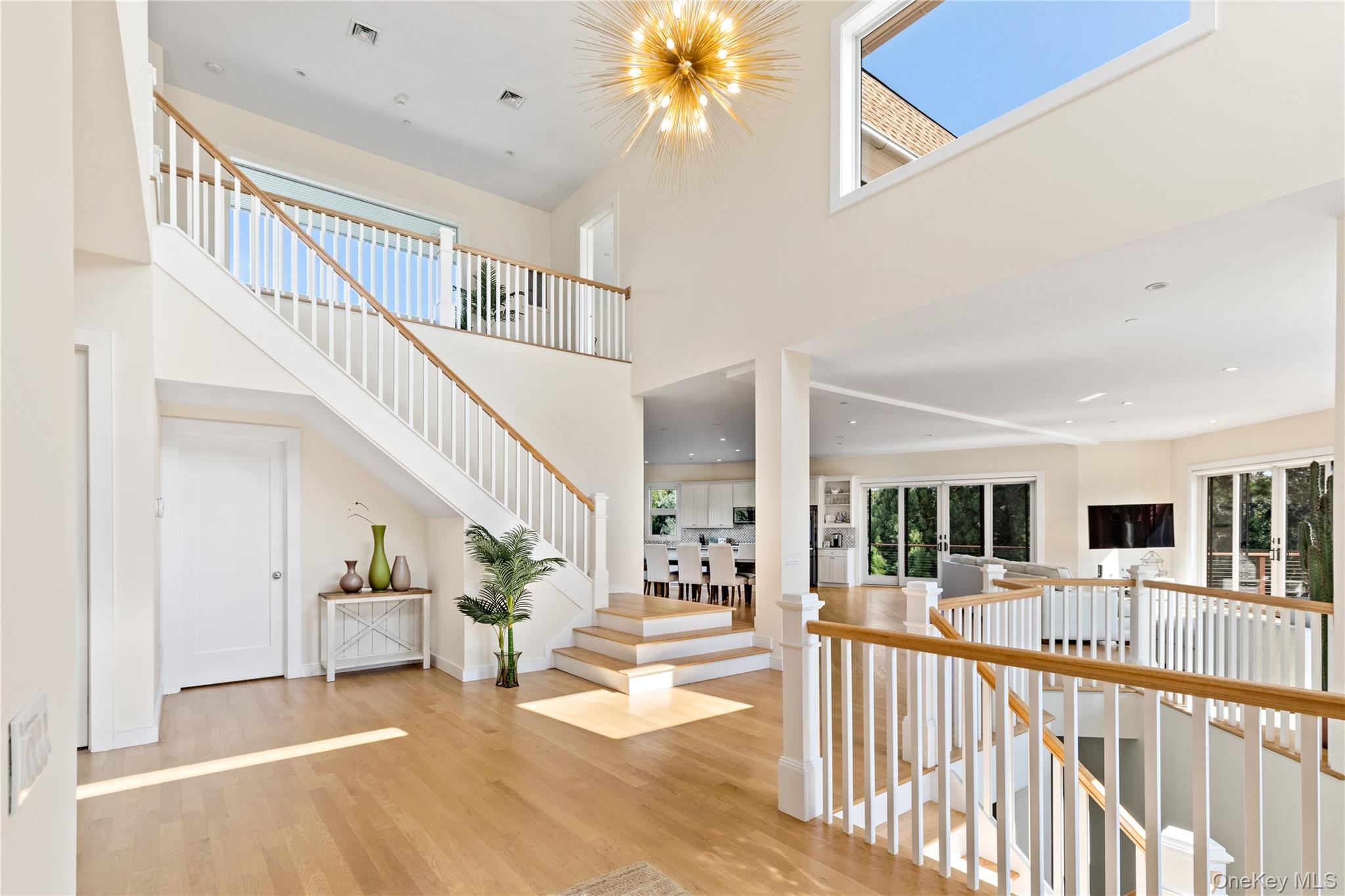 89 Old Canoe Place Road, Hampton Bays, NY 11946