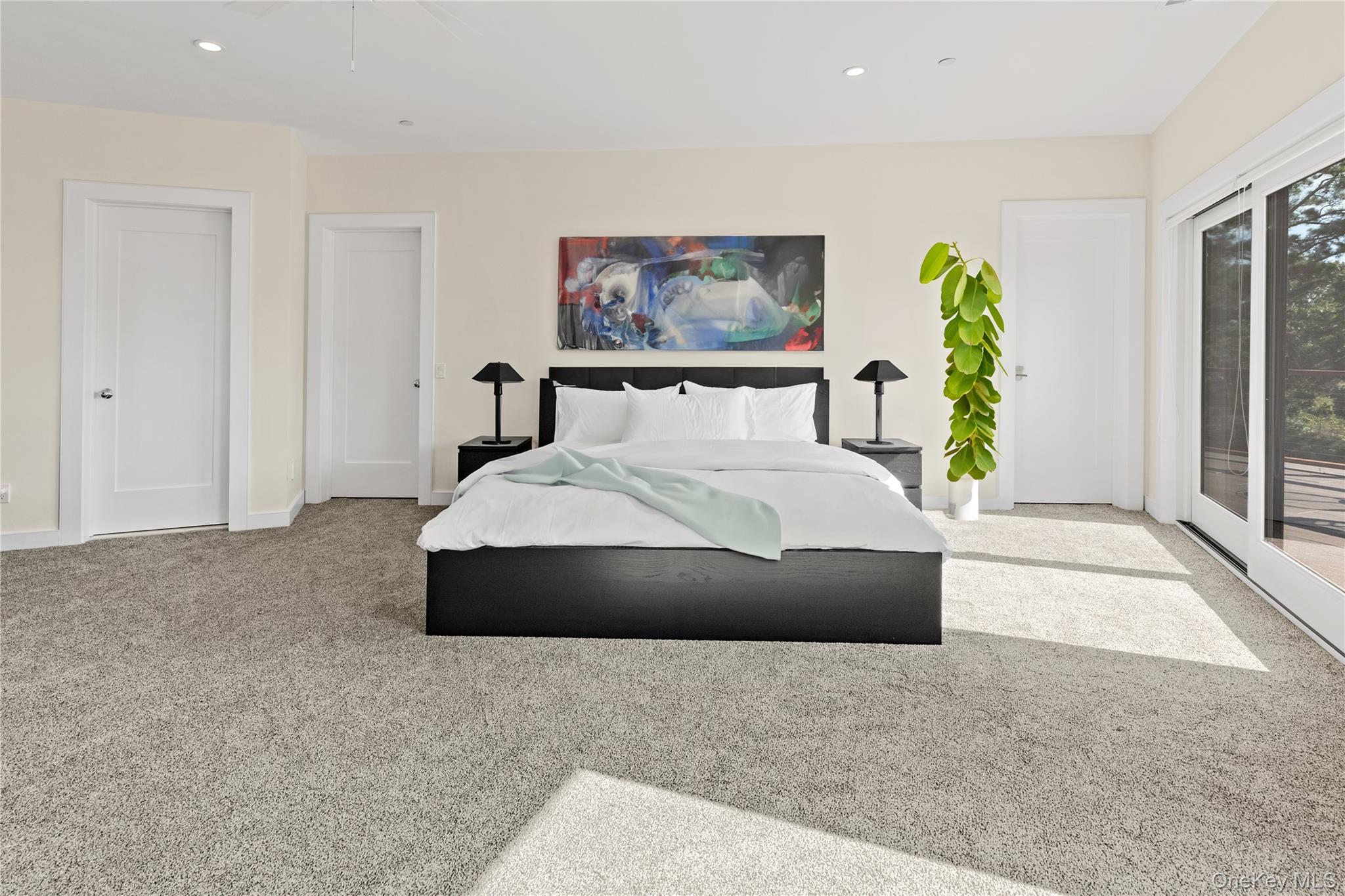 89 Old Canoe Place Road, Hampton Bays, NY 11946