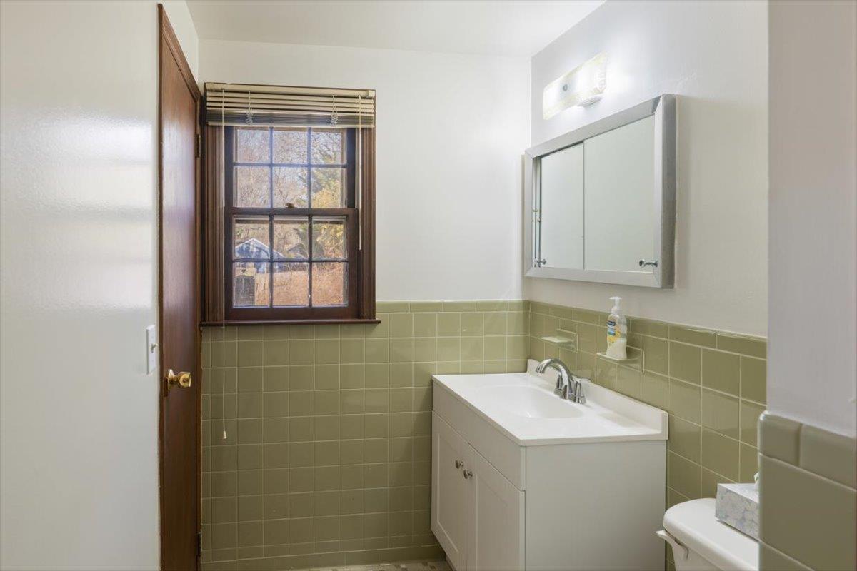 2761 Montauk Highway, Brookhaven, NY 11719