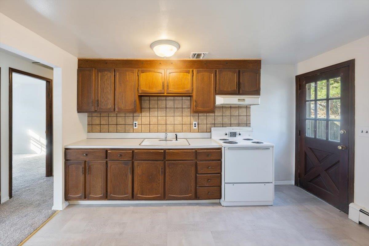 2761 Montauk Highway, Brookhaven, NY 11719