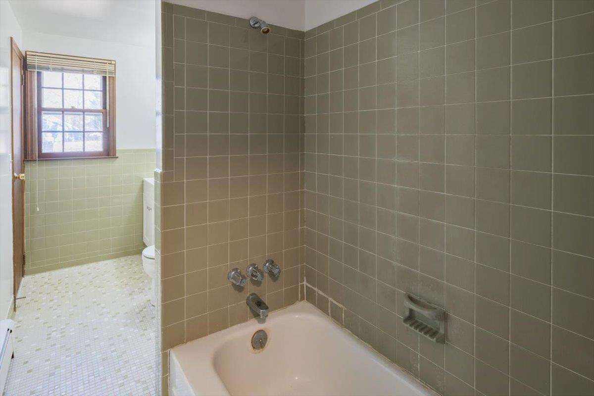 2761 Montauk Highway, Brookhaven, NY 11719