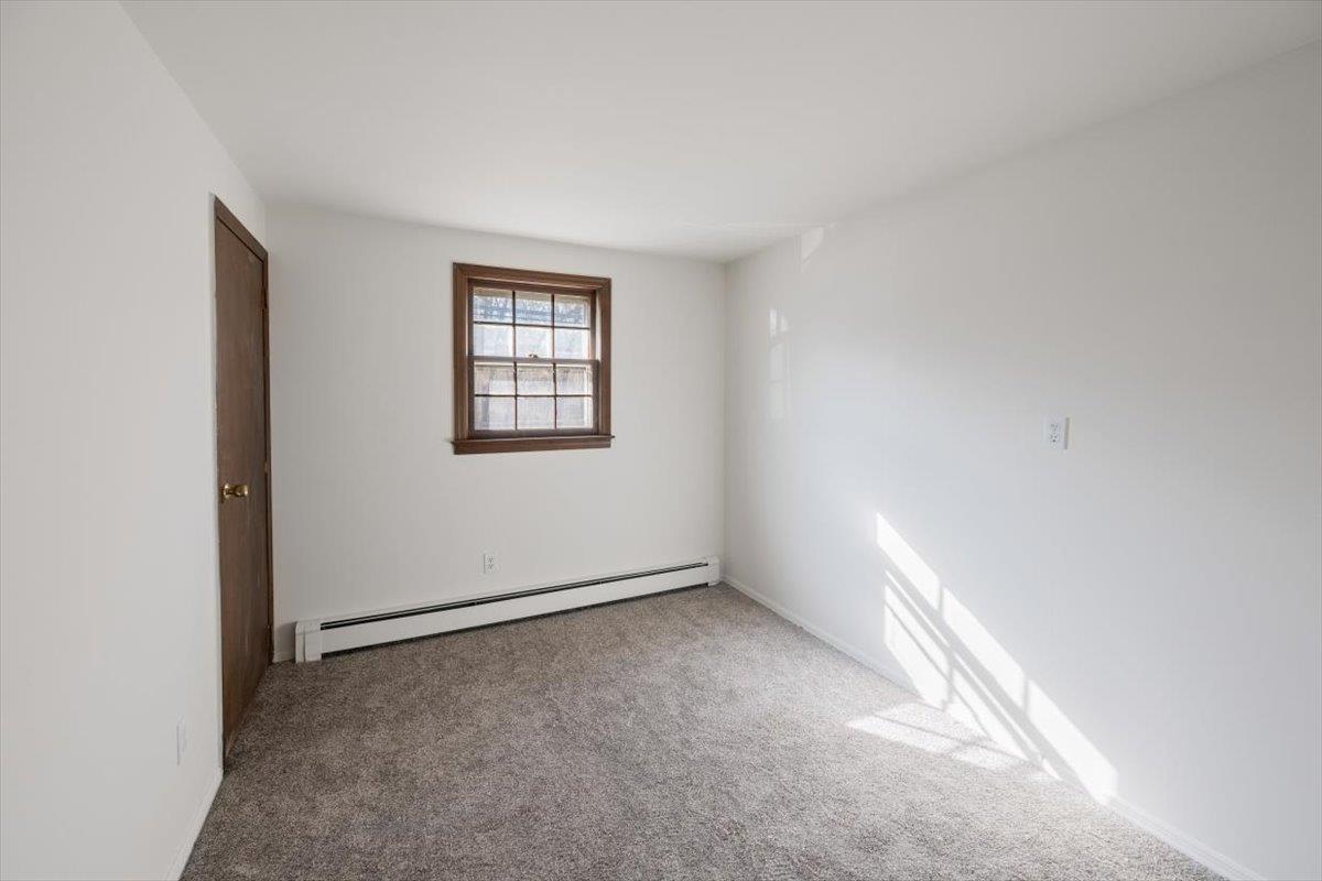 2761 Montauk Highway, Brookhaven, NY 11719