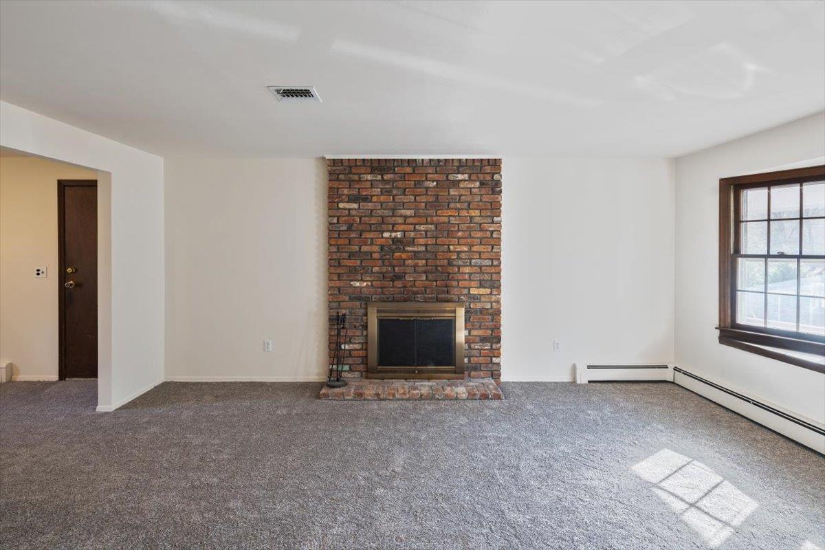 2761 Montauk Highway, Brookhaven, NY 11719