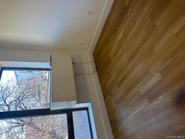 45-11 Broadway, Astoria, NY 11103