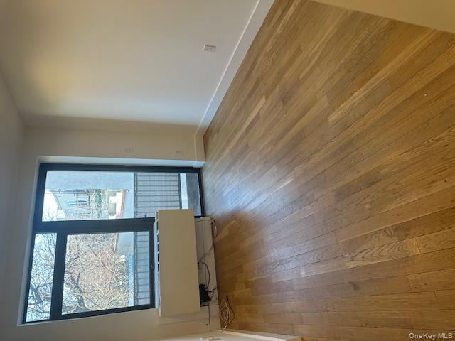 45-11 Broadway, Astoria, NY 11103