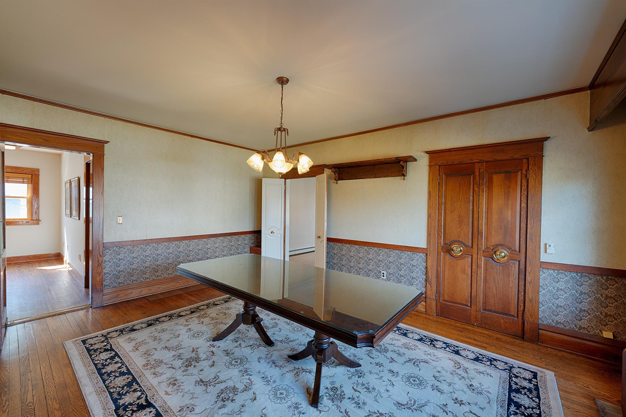 105 Gleneida Avenue, Carmel, NY 10512