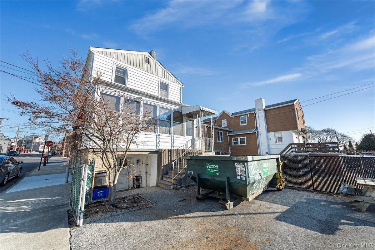 30 College Place, Yonkers, NY 10704