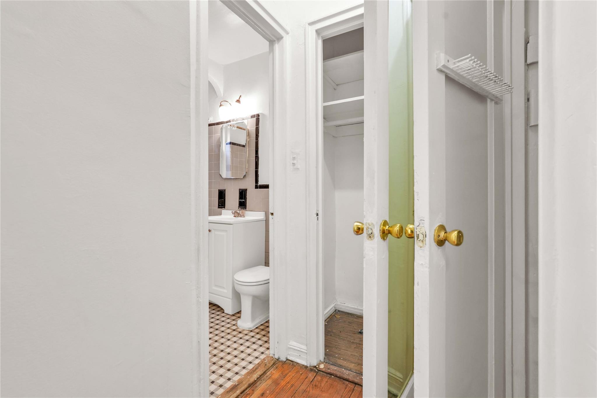 106-15 Queens Boulevard # 1C, Forest Hills, NY 11375
