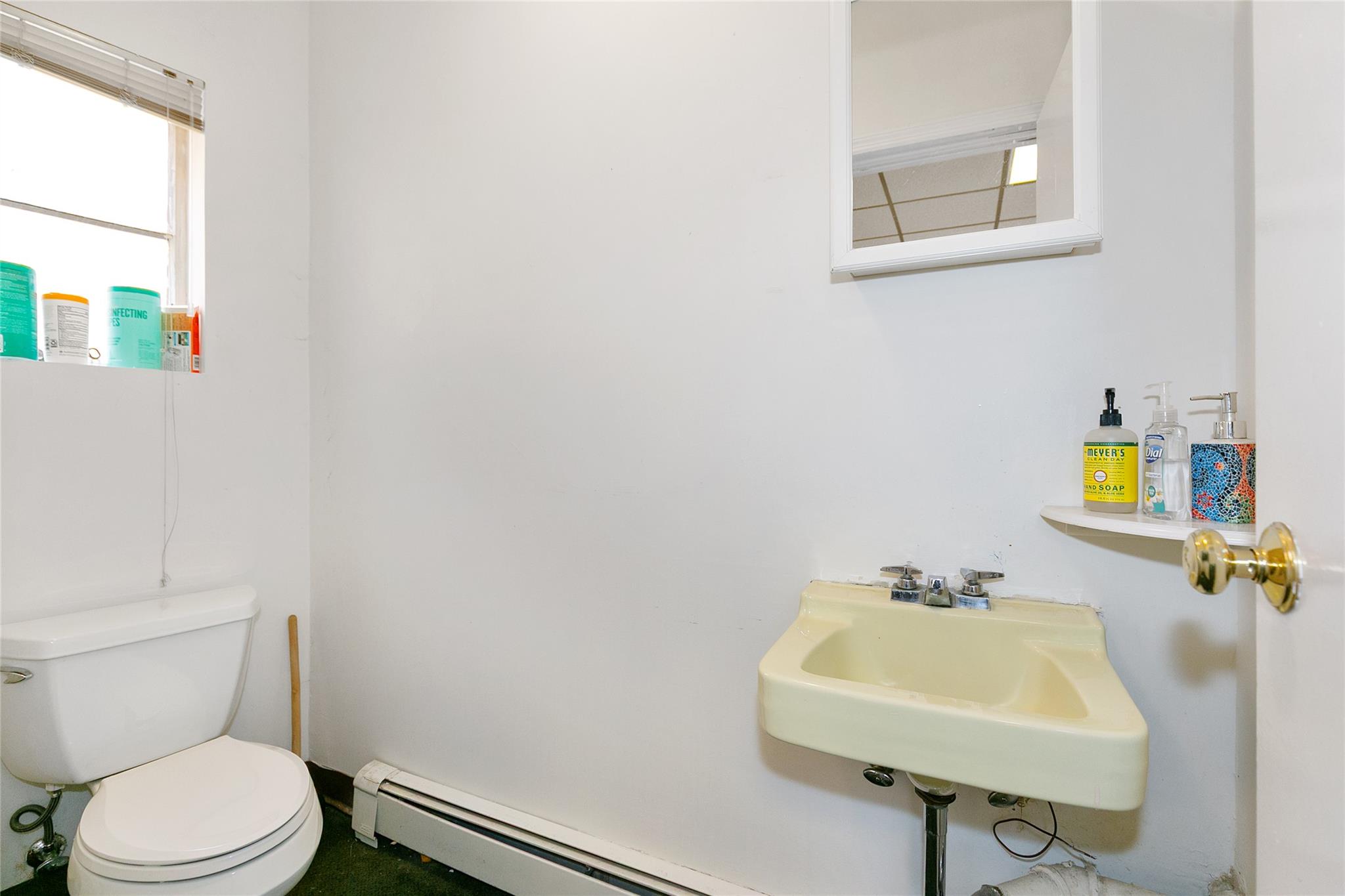 150 Herricks Road, Mineola, NY 11501