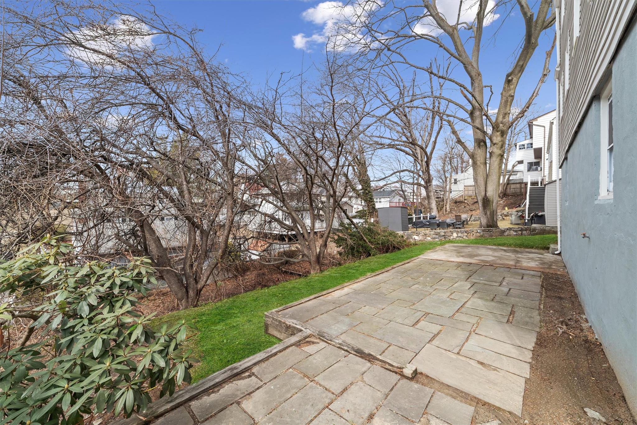 29 N French Avenue, Elmsford, NY 10523