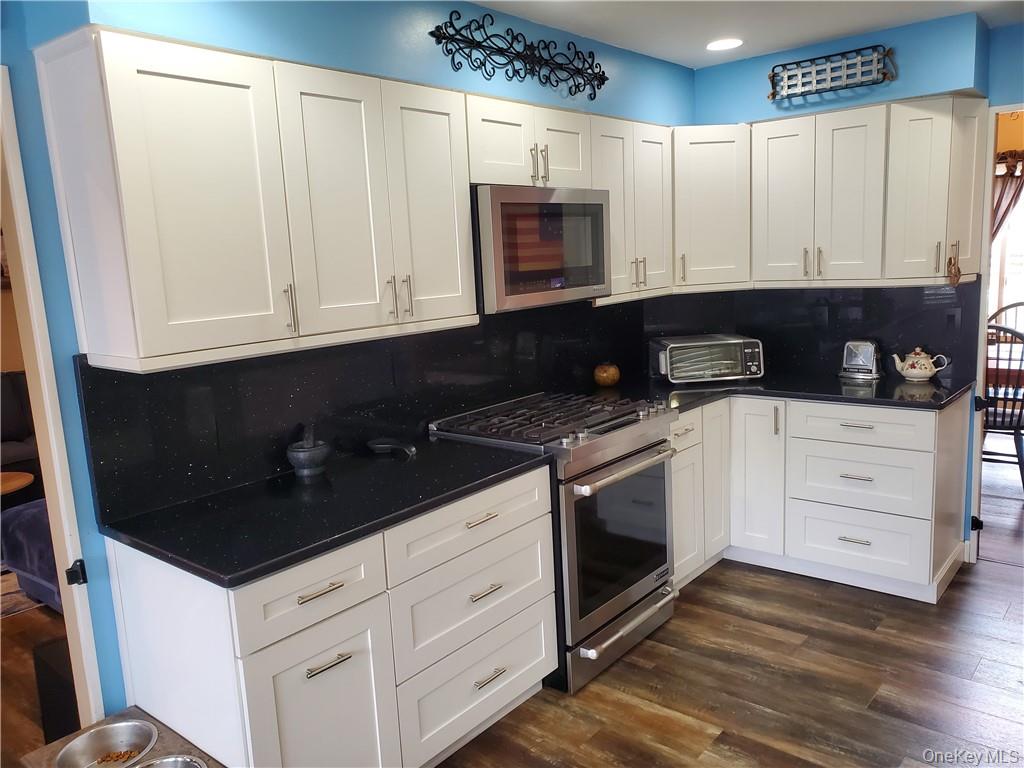 81 Logtown Road, Port Jervis, NY 12771