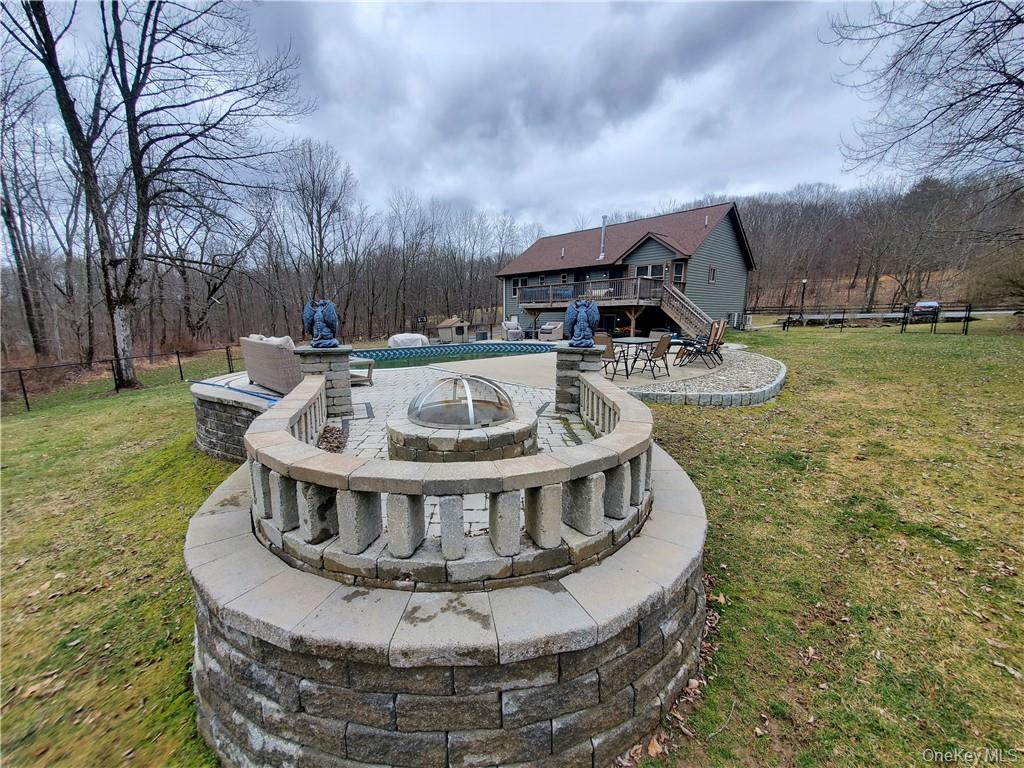 81 Logtown Road, Port Jervis, NY 12771