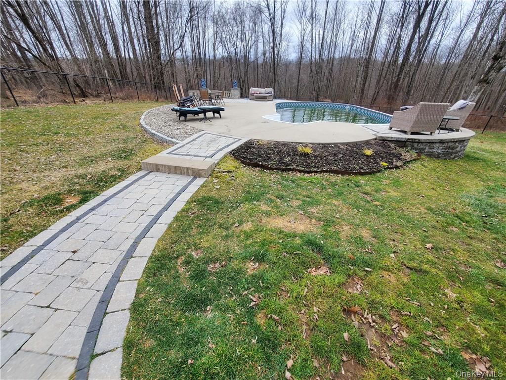 81 Logtown Road, Port Jervis, NY 12771