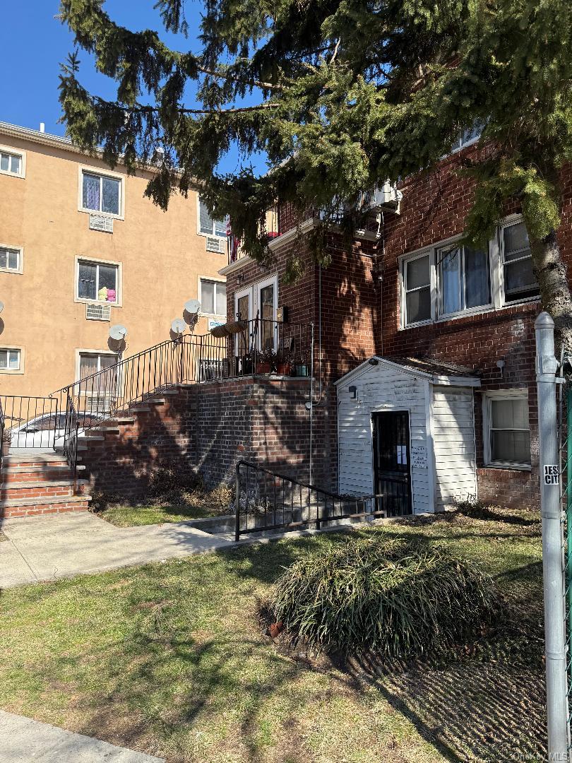 15009 89 Street, Howard Beach, NY 11414