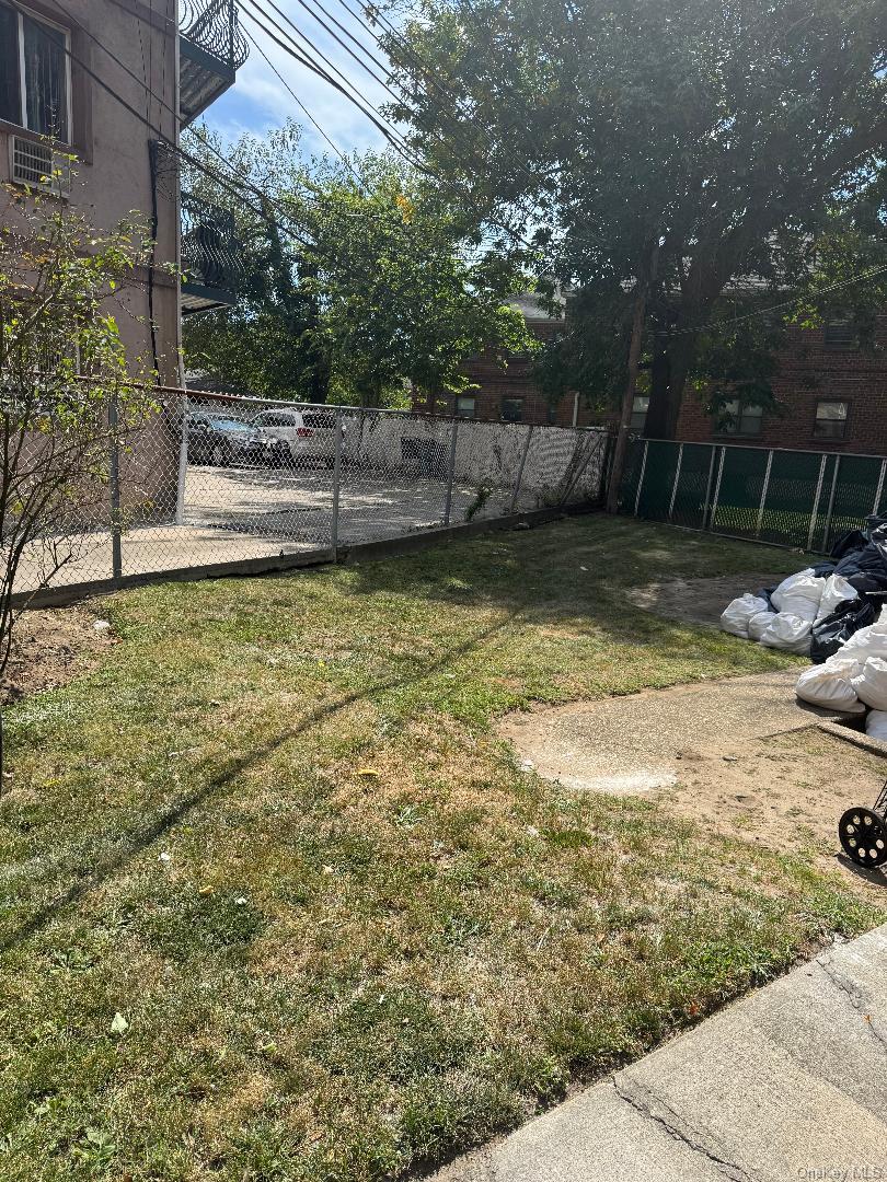 15009 89 Street, Howard Beach, NY 11414