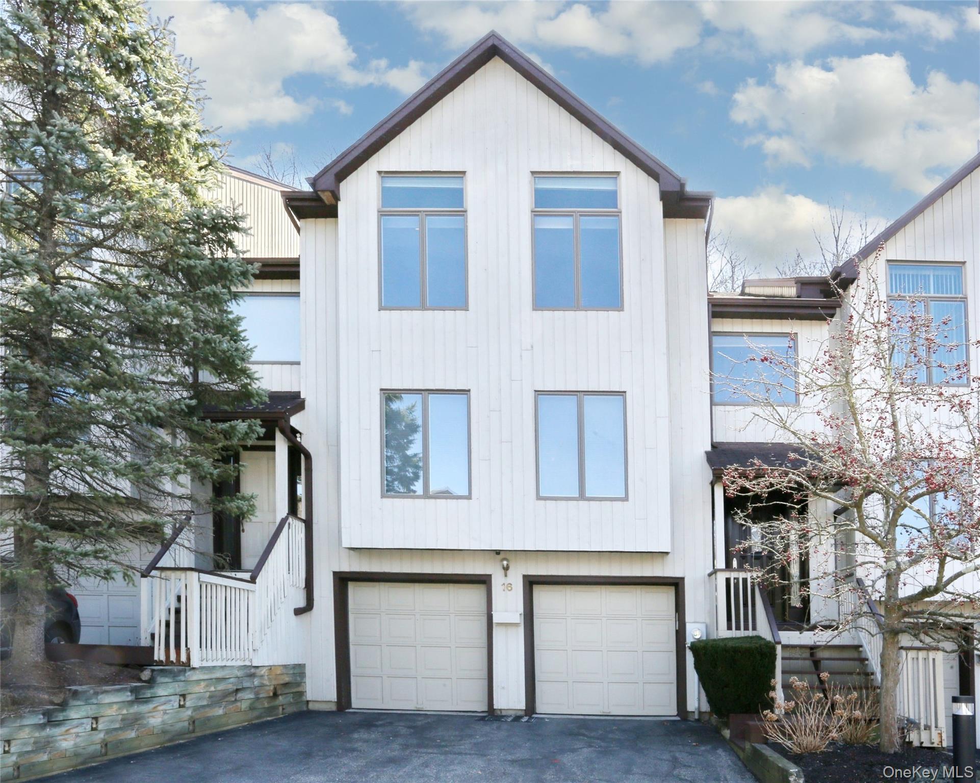 16 Fox Court, Suffern, NY 10901