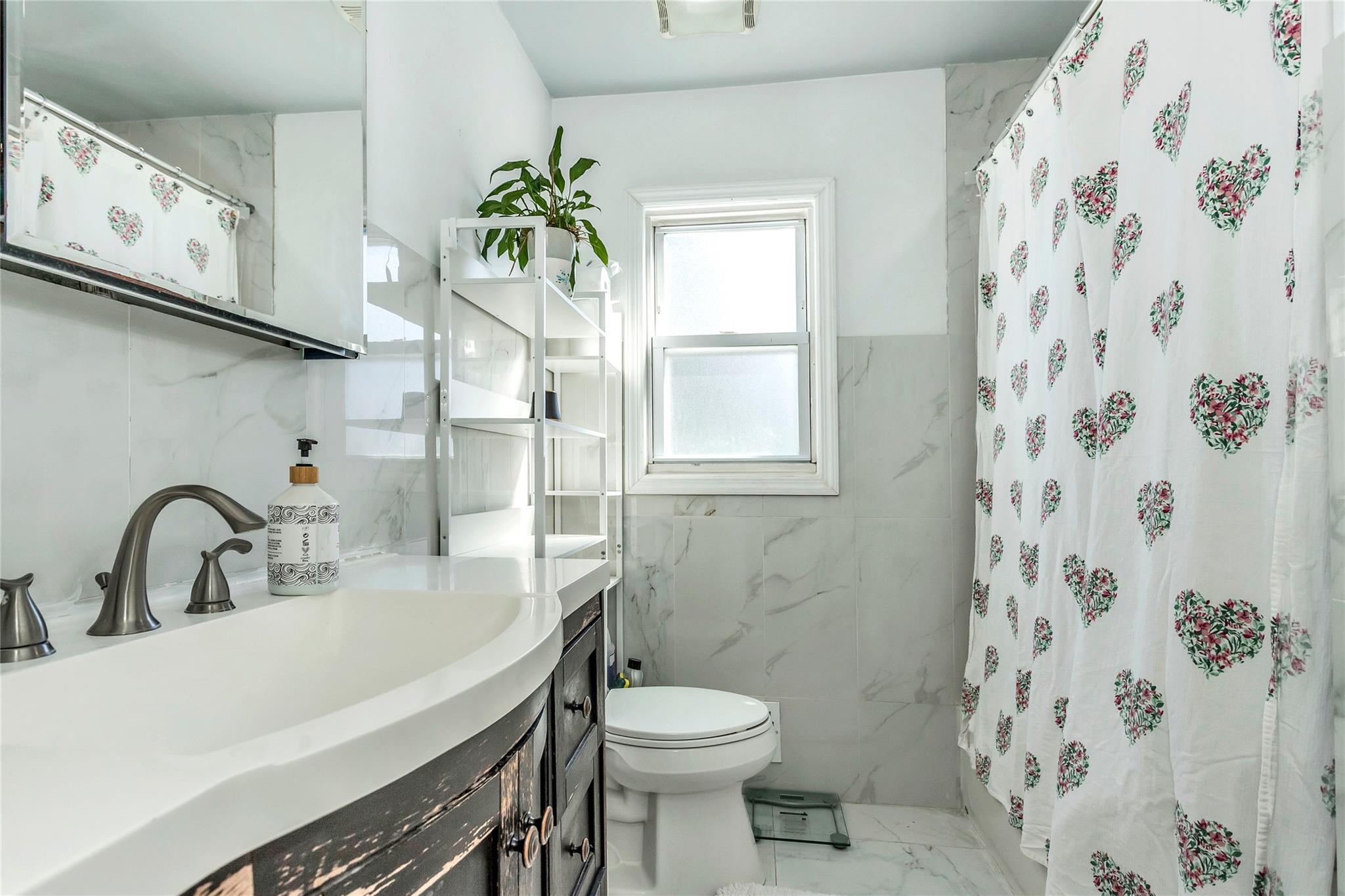 33 Hilliard Avenue, Central Islip, NY 11722