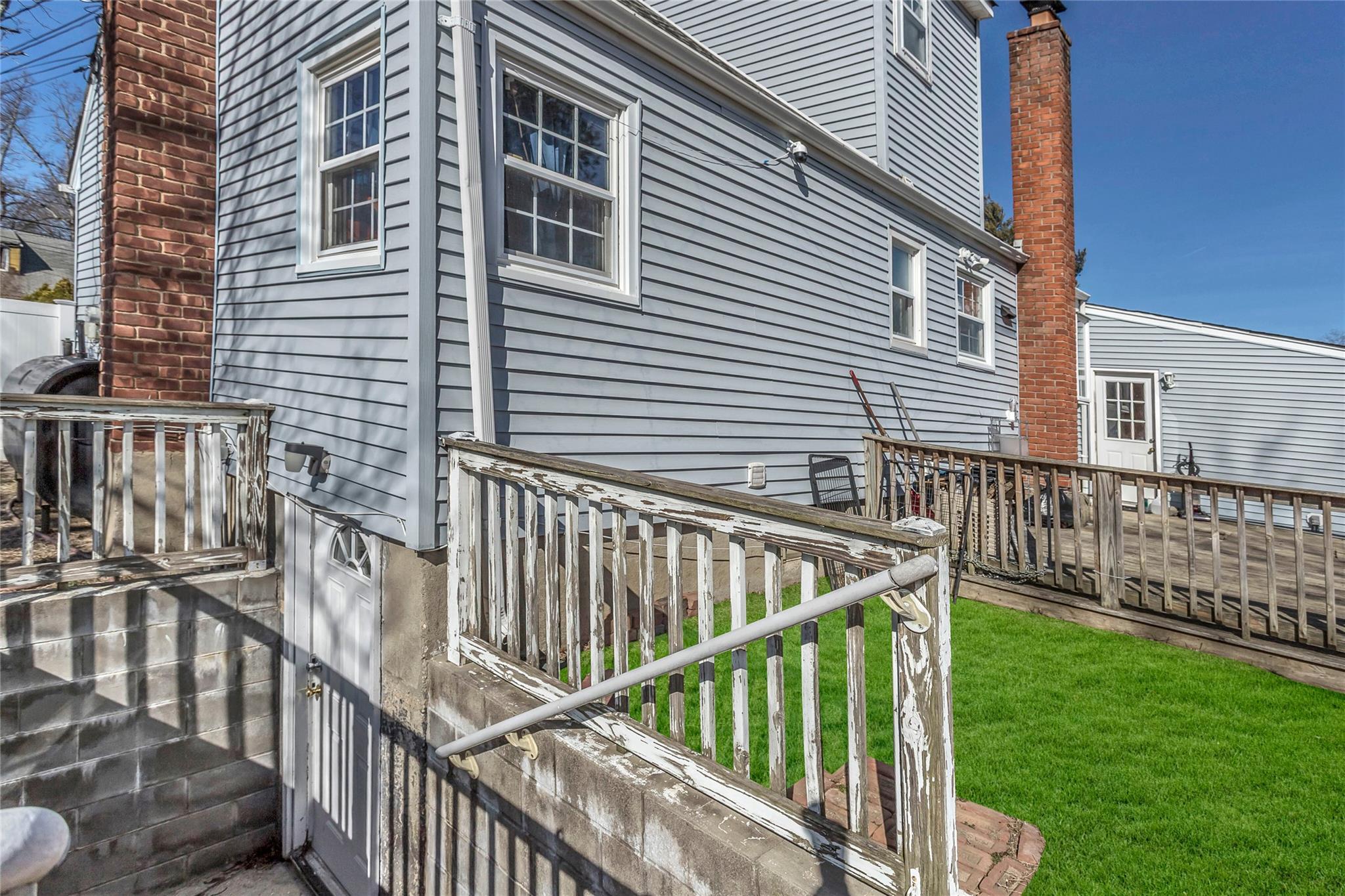 33 Hilliard Avenue, Central Islip, NY 11722