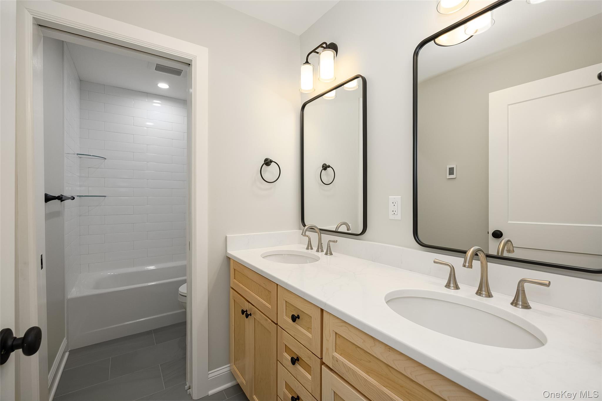 15 HENRY Street # 2, Beacon, NY 12508