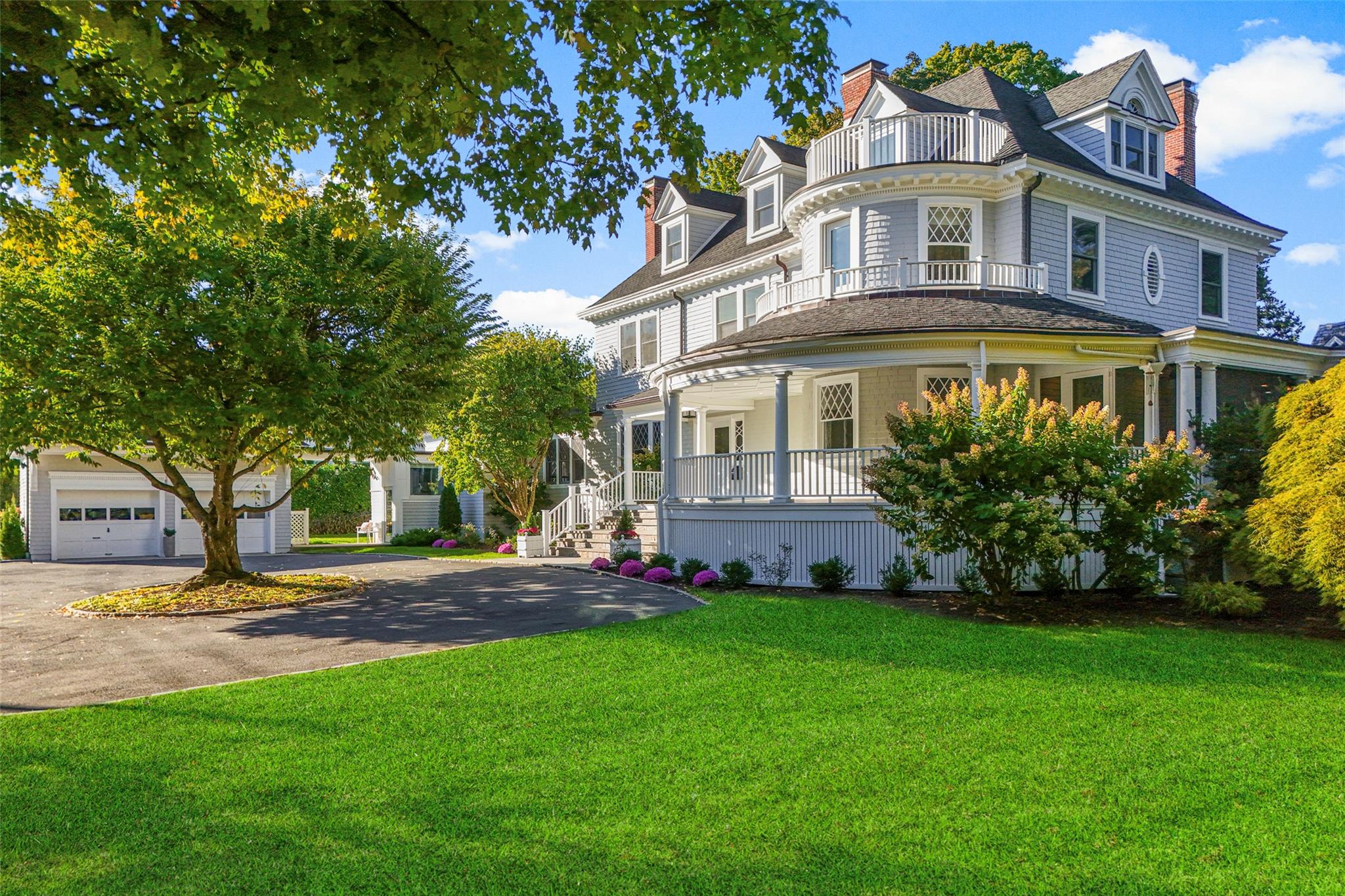 60 Ocean Avenue, Larchmont, NY 10538