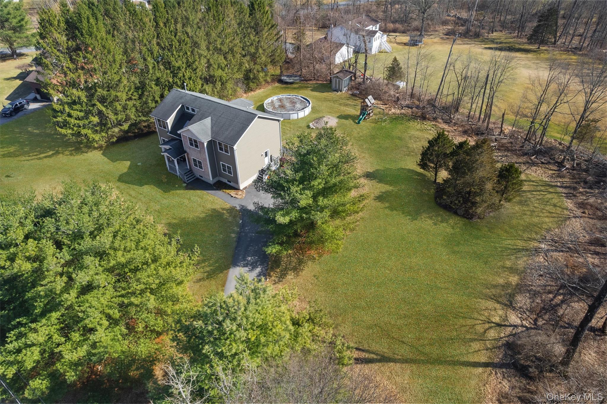 441 County Route 48, Thompson Ridge, NY 10985