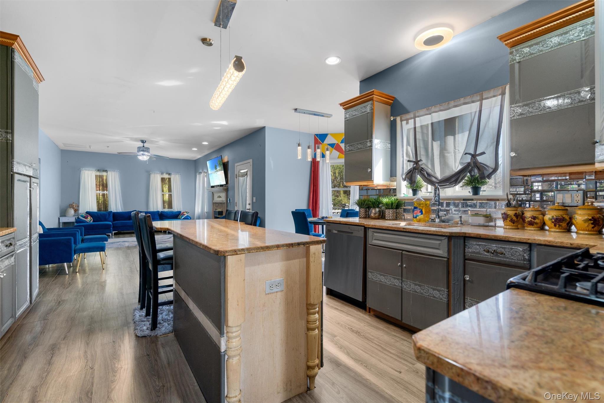 441 County Route 48, Thompson Ridge, NY 10985