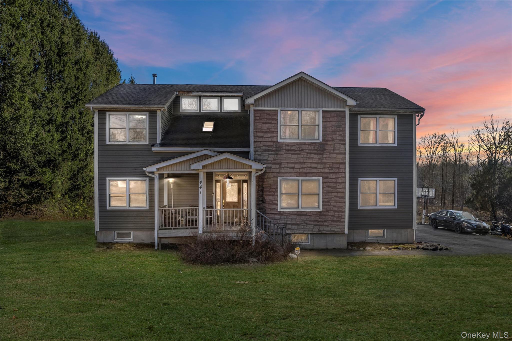 441 County Route 48, Thompson Ridge, NY 10985