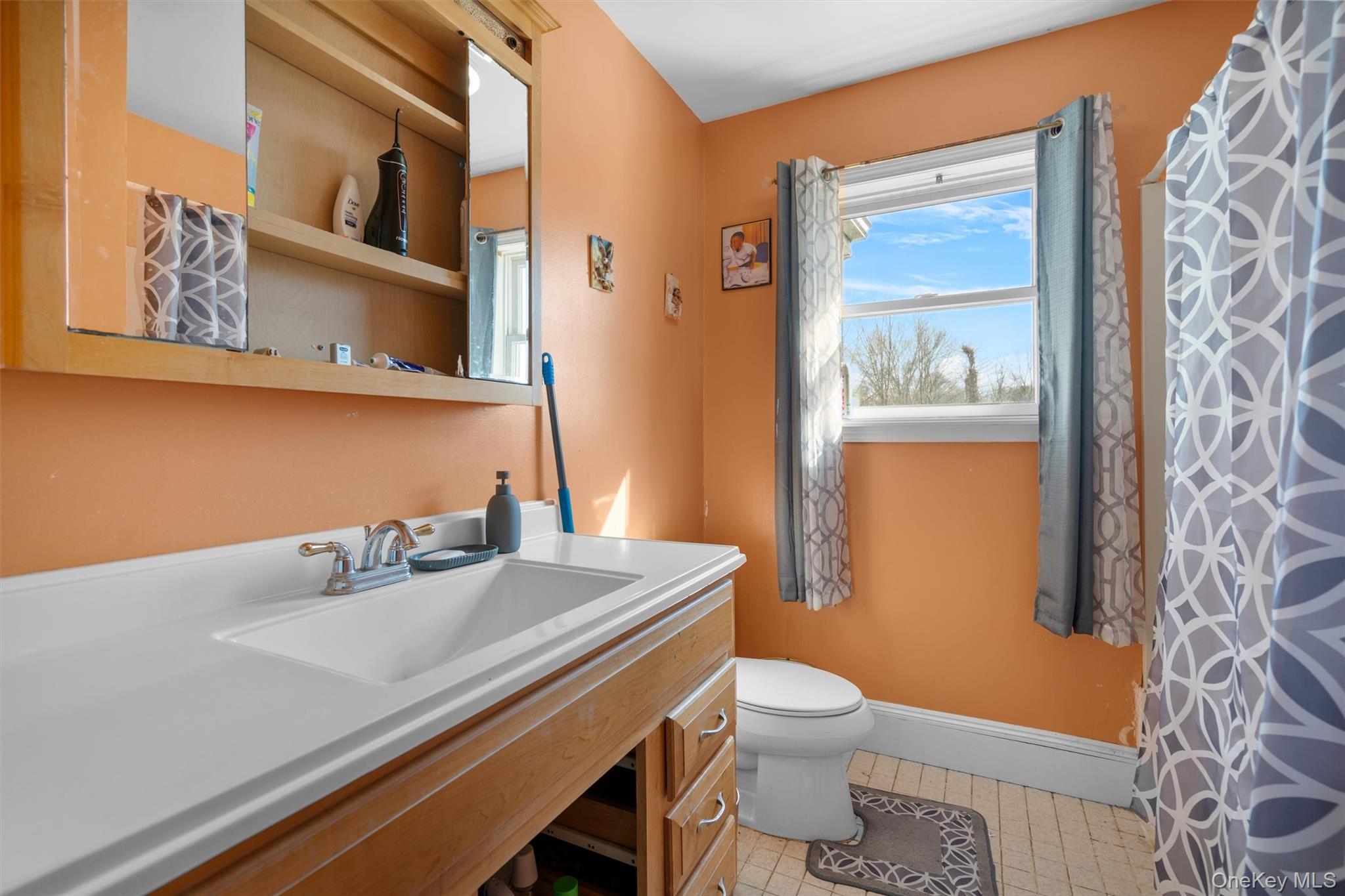 441 County Route 48, Thompson Ridge, NY 10985