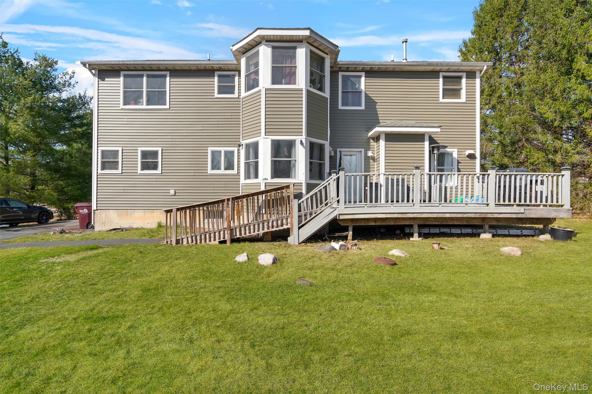 441 County Route 48, Thompson Ridge, NY 10985