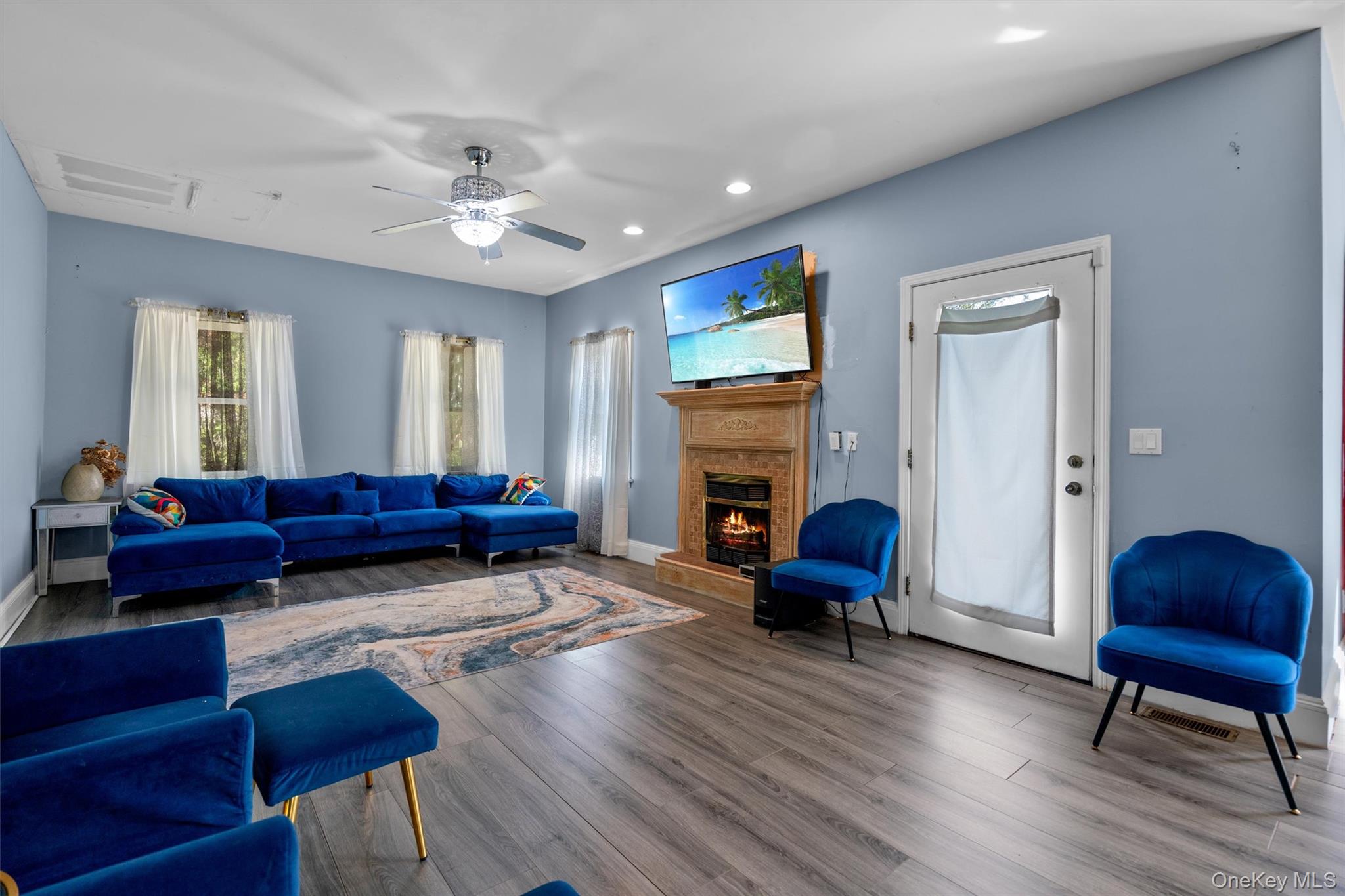 441 County Route 48, Thompson Ridge, NY 10985