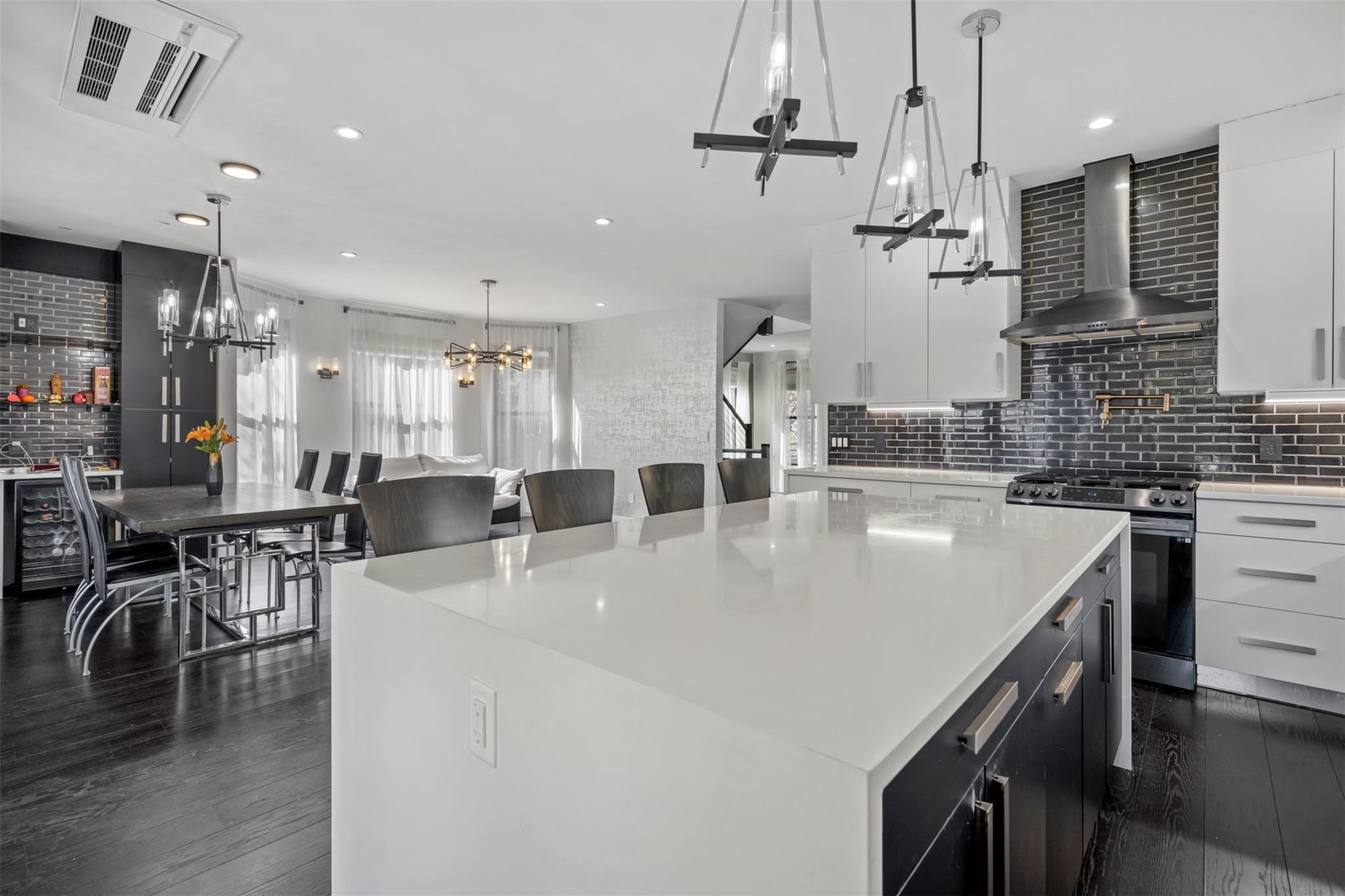 131 Kellogg Street, Oyster Bay, NY 11771