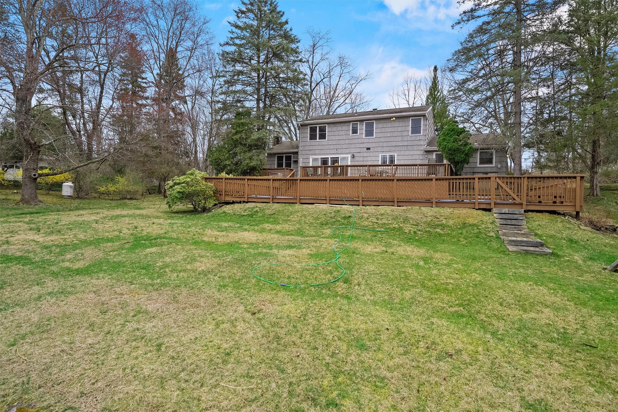 21 Vails Lane, Ossining, NY 10562