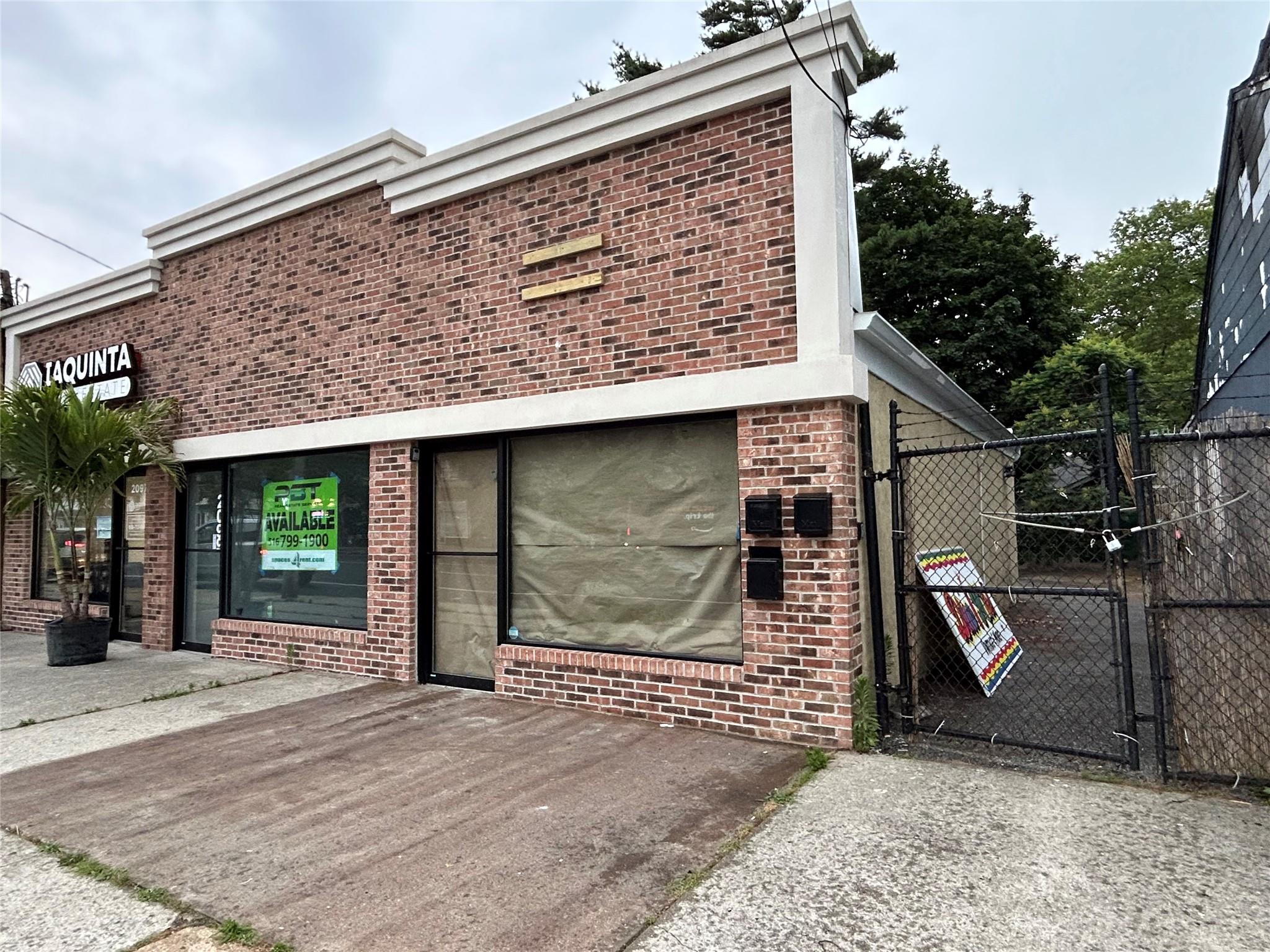 2099 Wantagh Avenue, Wantagh, NY 11793