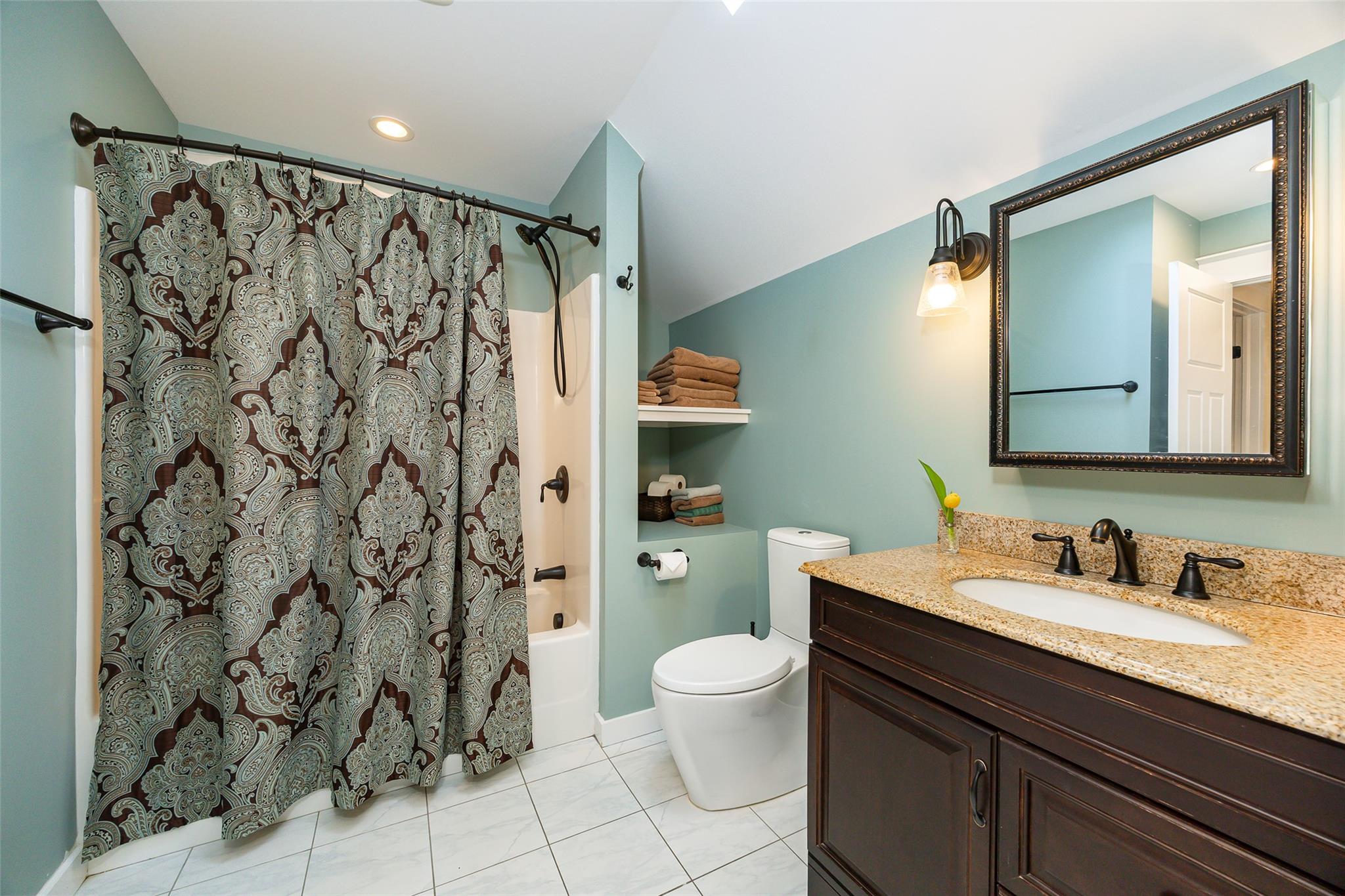3 Laura Court, Poughquag, NY 12570