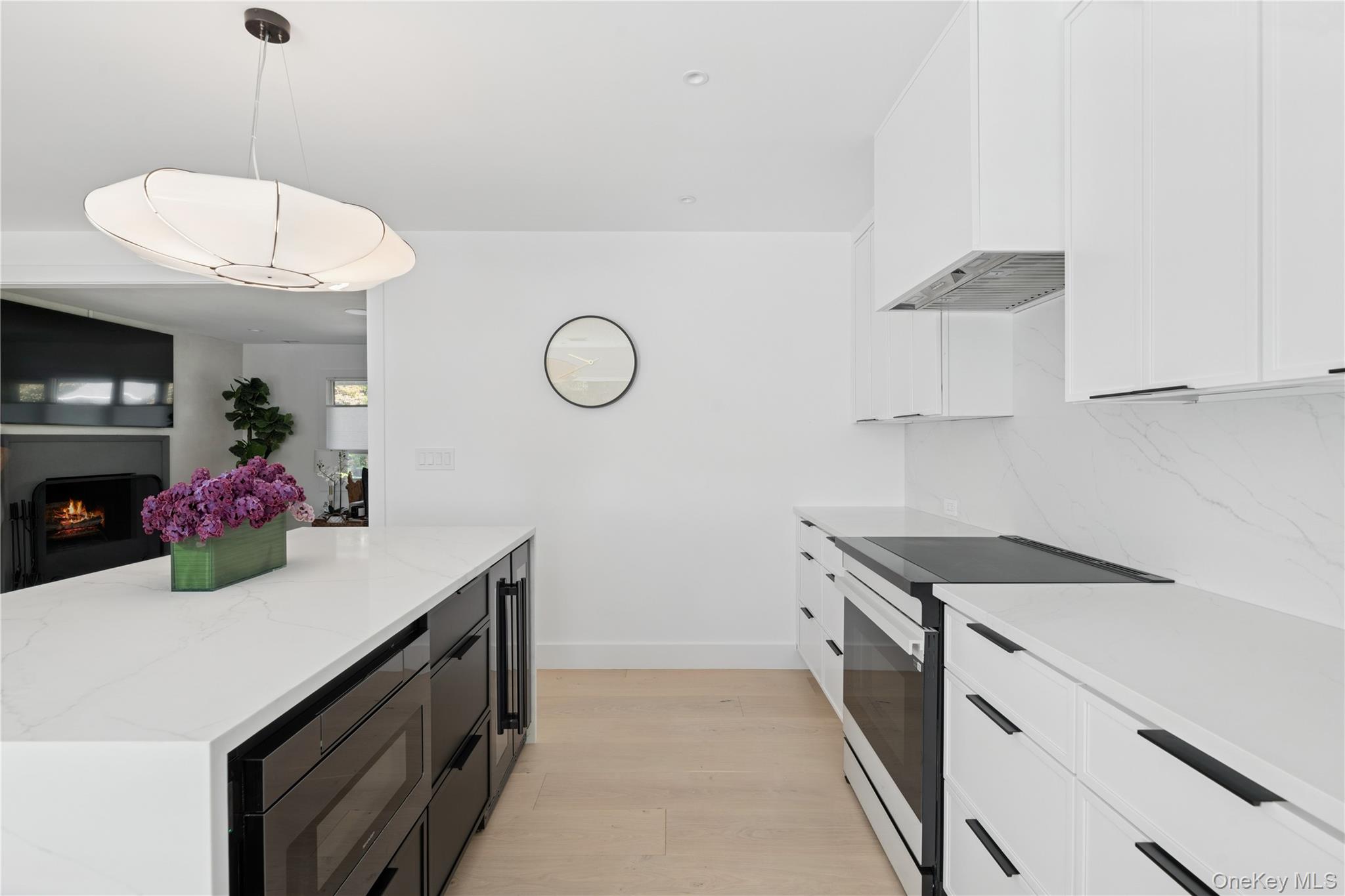 13 Sherwood Road, Hampton Bays, NY 11946