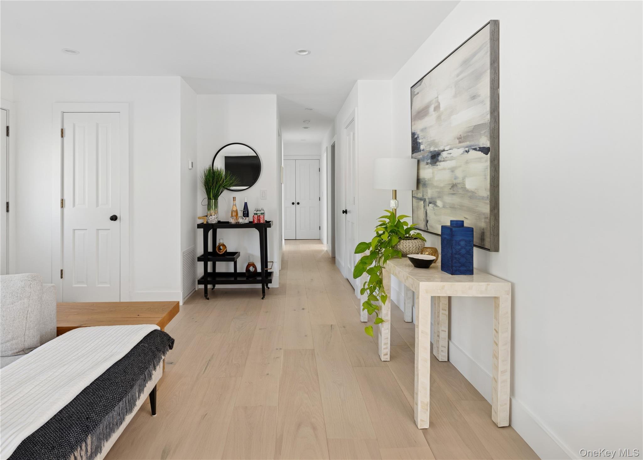 13 Sherwood Road, Hampton Bays, NY 11946