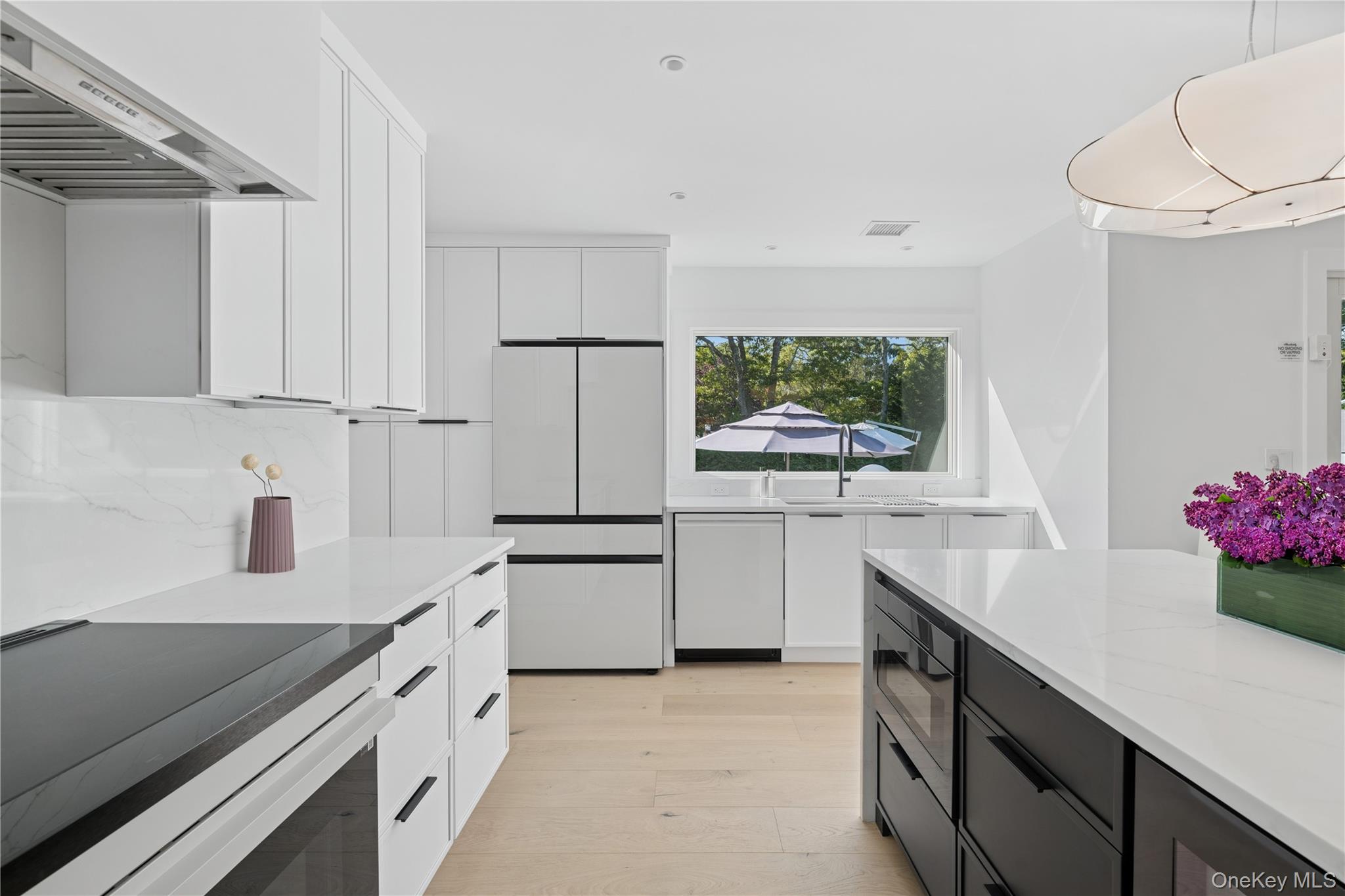 13 Sherwood Road, Hampton Bays, NY 11946