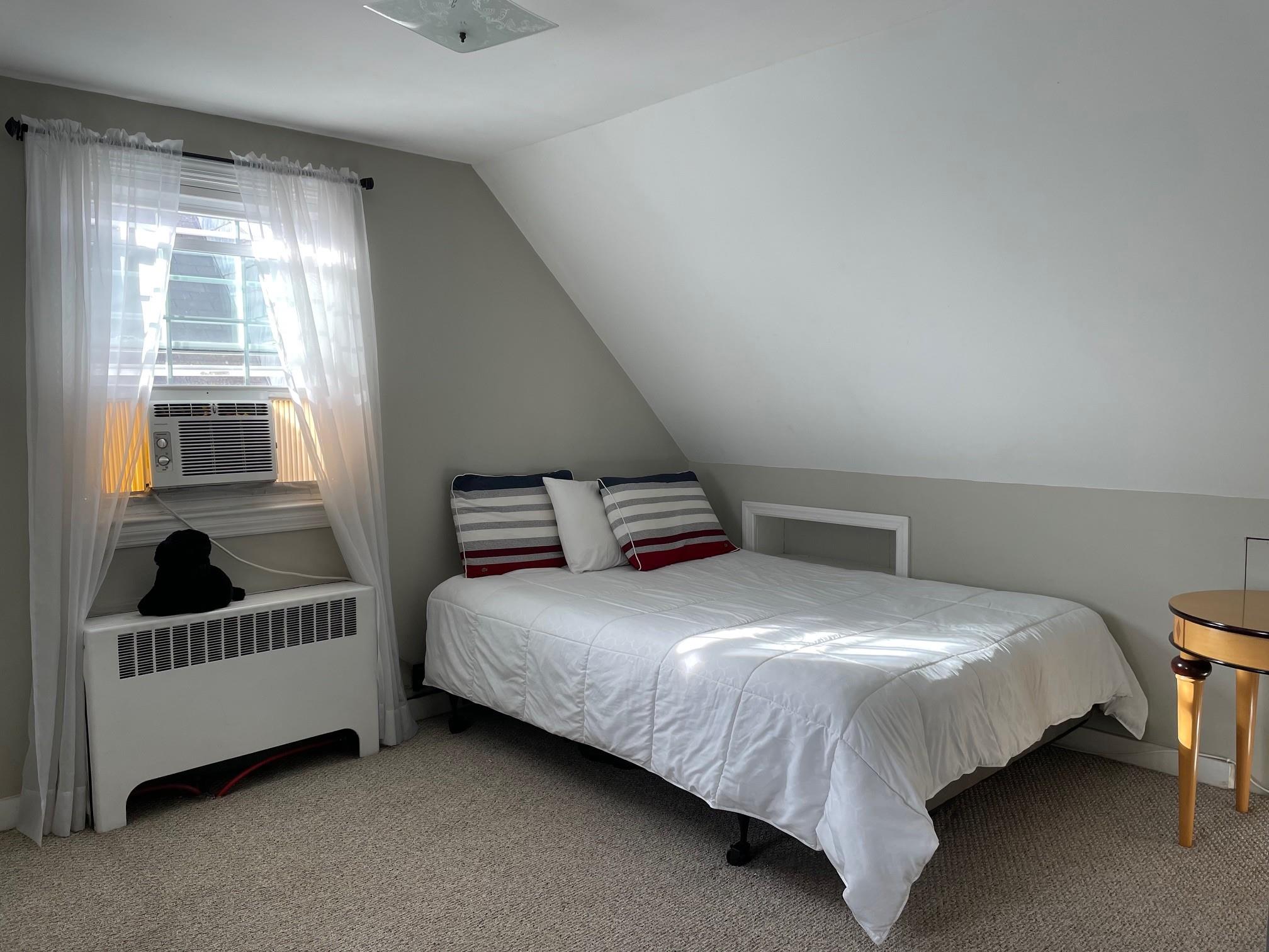 7-22 151 Place, Whitestone, NY 11357