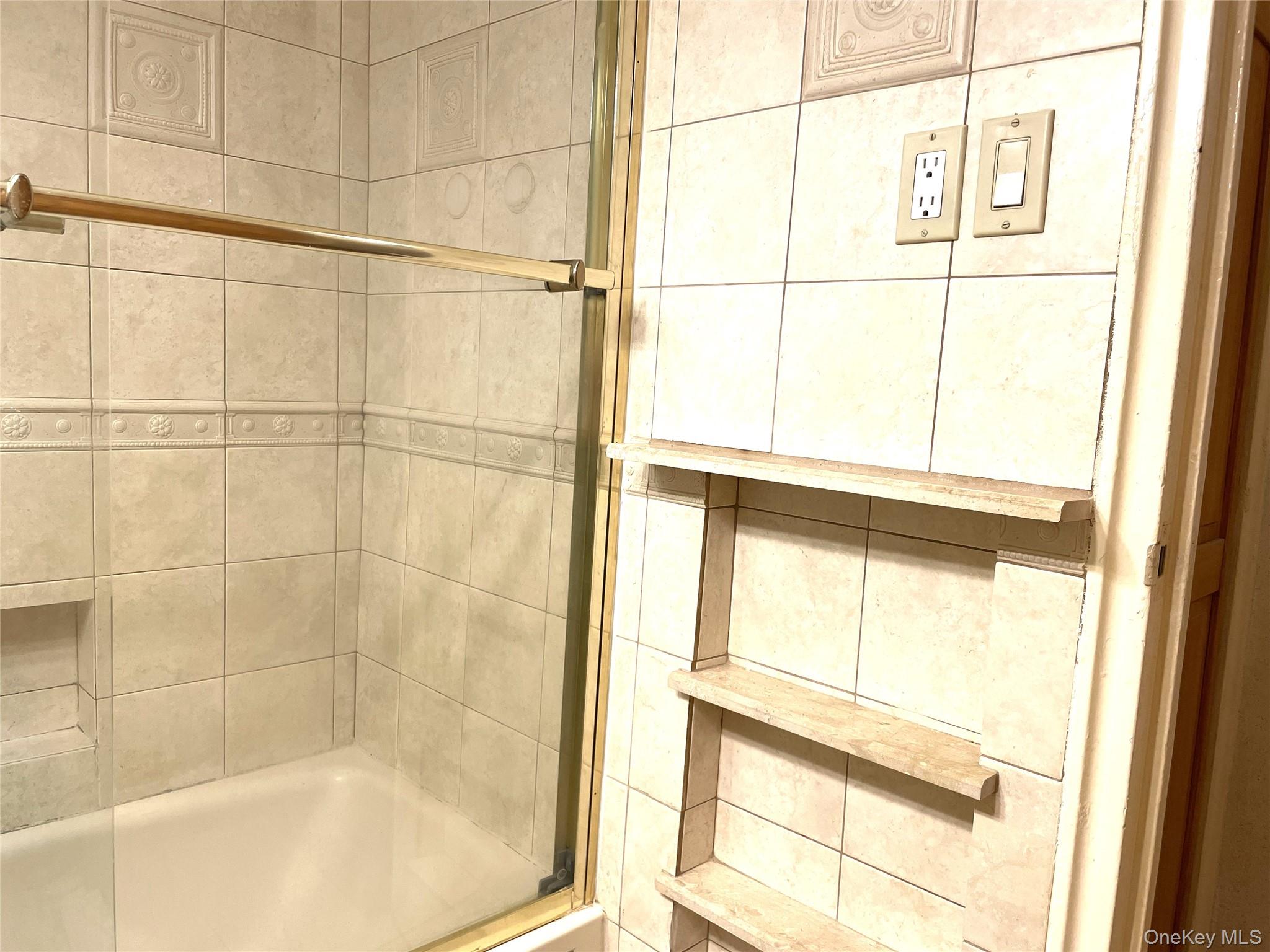 110-45 Queens Blvd # 215, Forest Hills, NY 11375