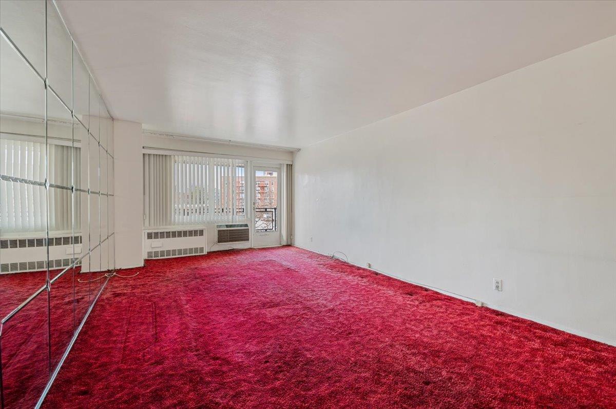 86-15 Broadway # 4B, Elmhurst, NY 11373