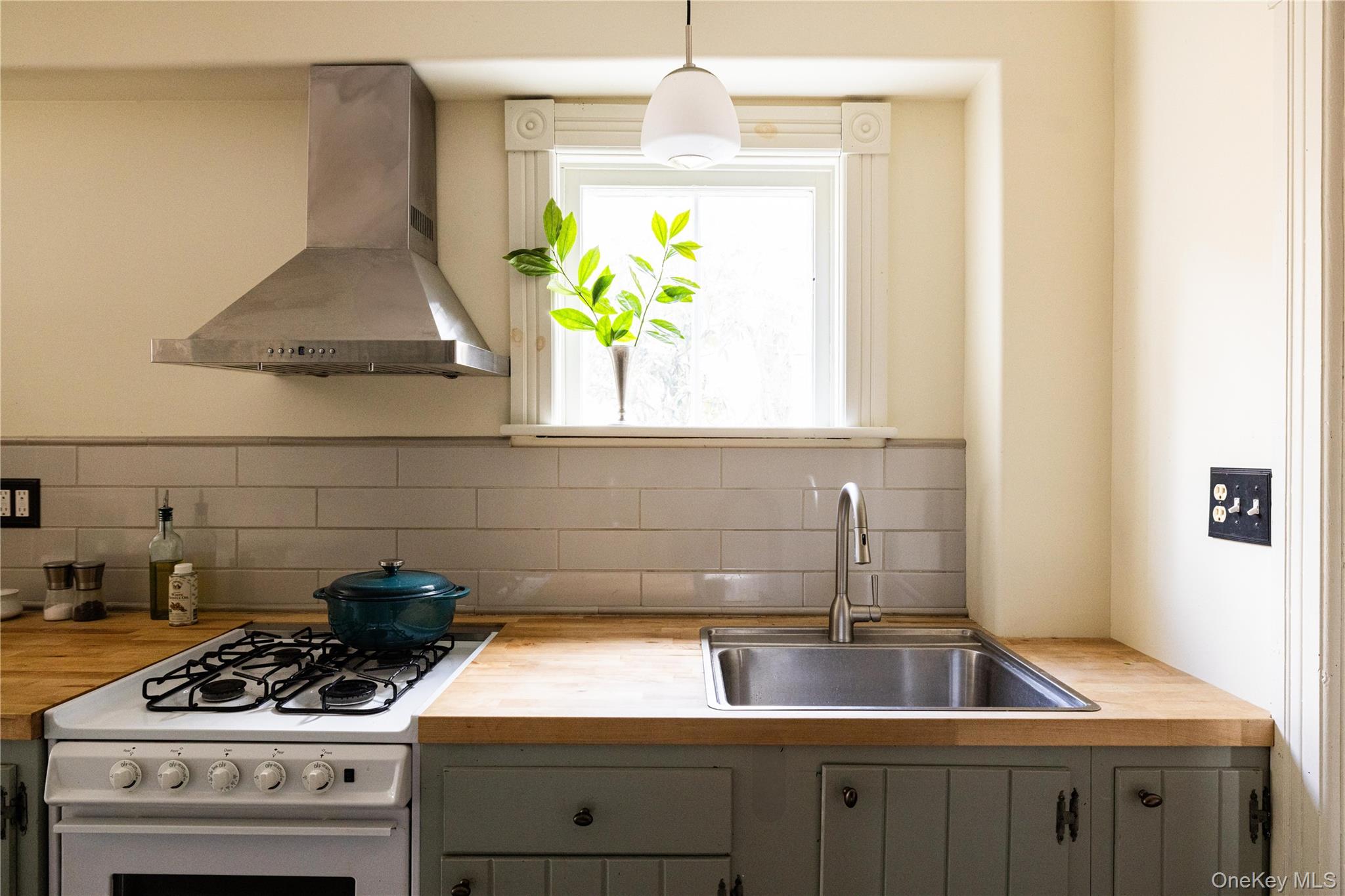 1301 County Route 7, Ancram, NY 12502